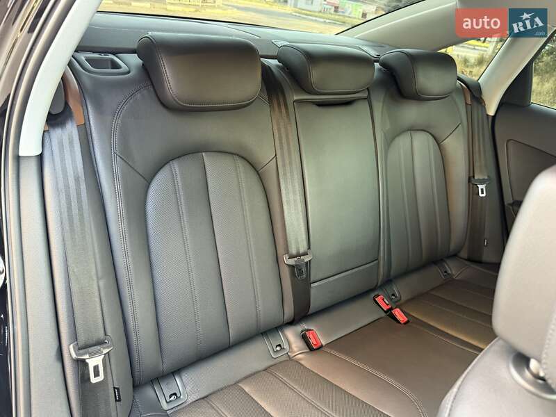 Седан Audi A6 2015 в Вінниці