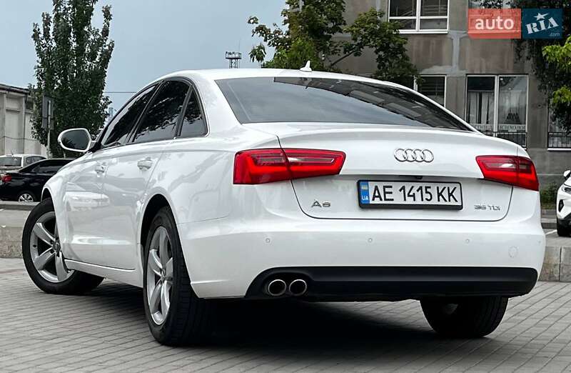 Седан Audi A6 2014 в Днепре