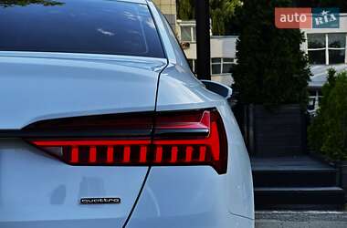 Седан Audi A6 2020 в 