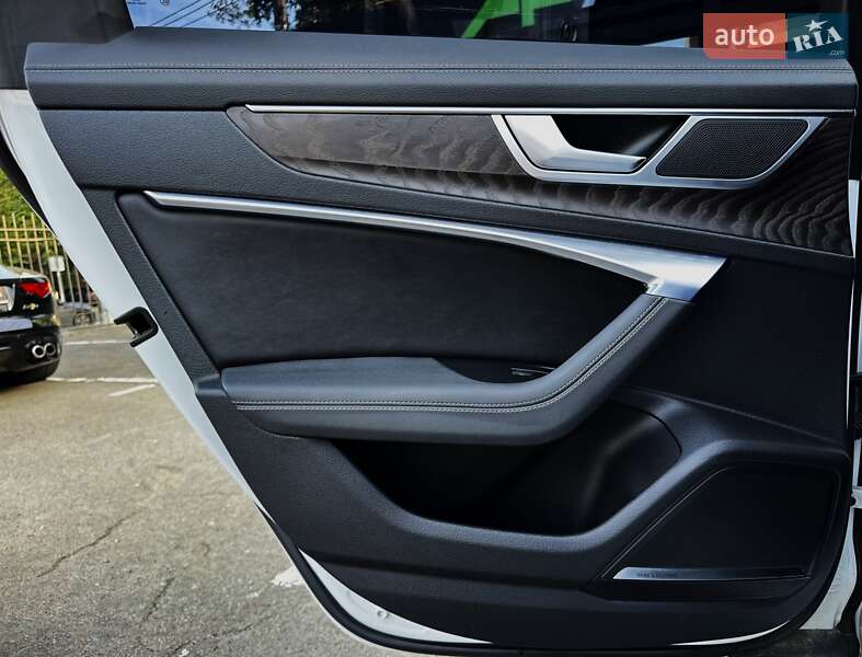 Седан Audi A6 2020 в Києві