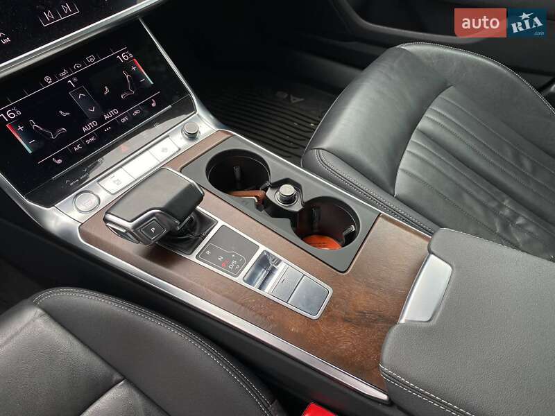 Седан Audi A6 2018 в Львові