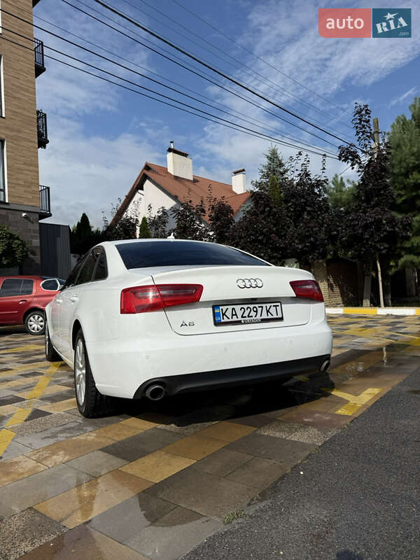 Седан Audi A6 2013 в Киеве