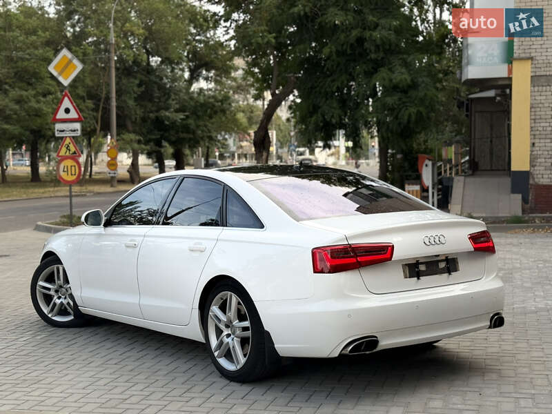 Седан Audi A6 2011 в Николаеве