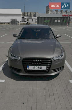 Седан Audi A6 2012 в 
