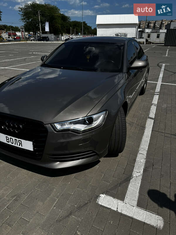 Седан Audi A6 2012 в Одессе