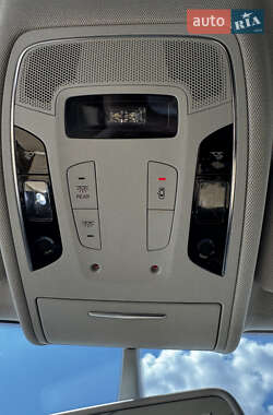 Седан Audi A6 2012 в 