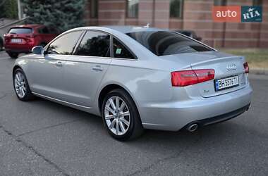 Седан Audi A6 2013 в 