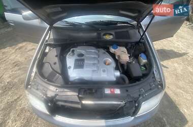 Седан Audi A6 2002 в 