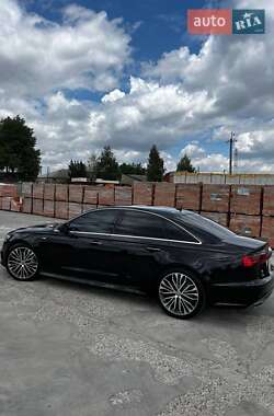 Седан Audi A6 2015 в 