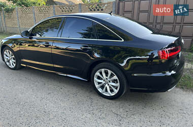 Седан Audi A6 2015 в 