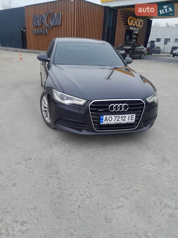 Седан Audi A6 2012 в Хусті