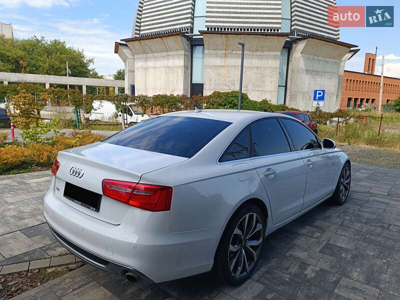 Седан Audi A6 2014 в Львові