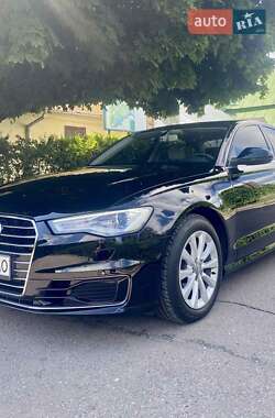 Седан Audi A6 2015 в 