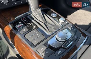 Седан Audi A6 2015 в 