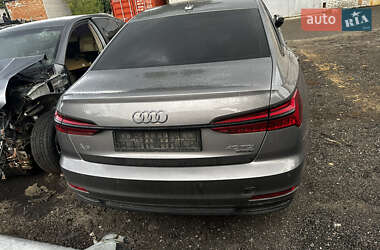 Седан Audi A6 2021 в 
