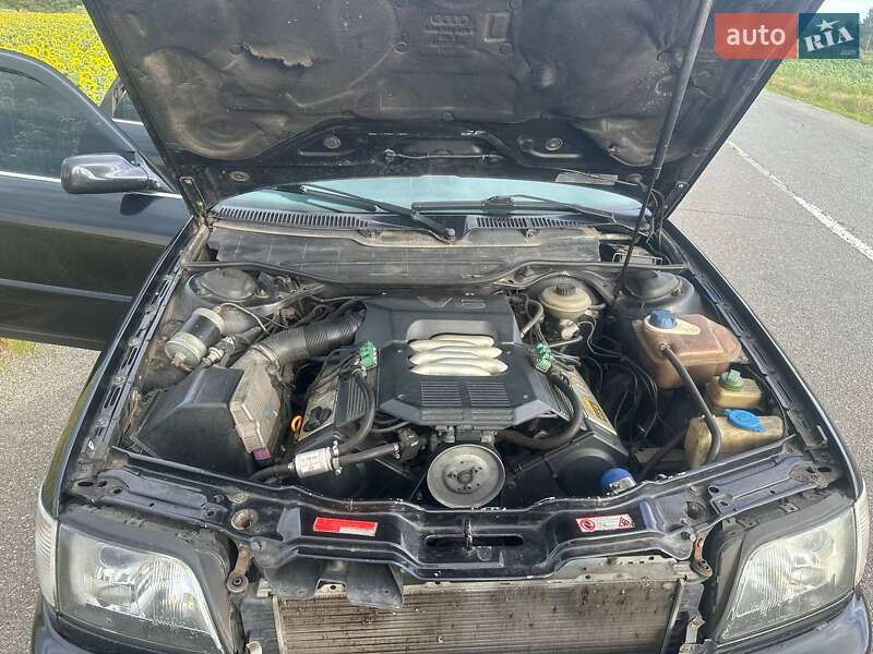 Седан Audi A6 1997 в Иванкове