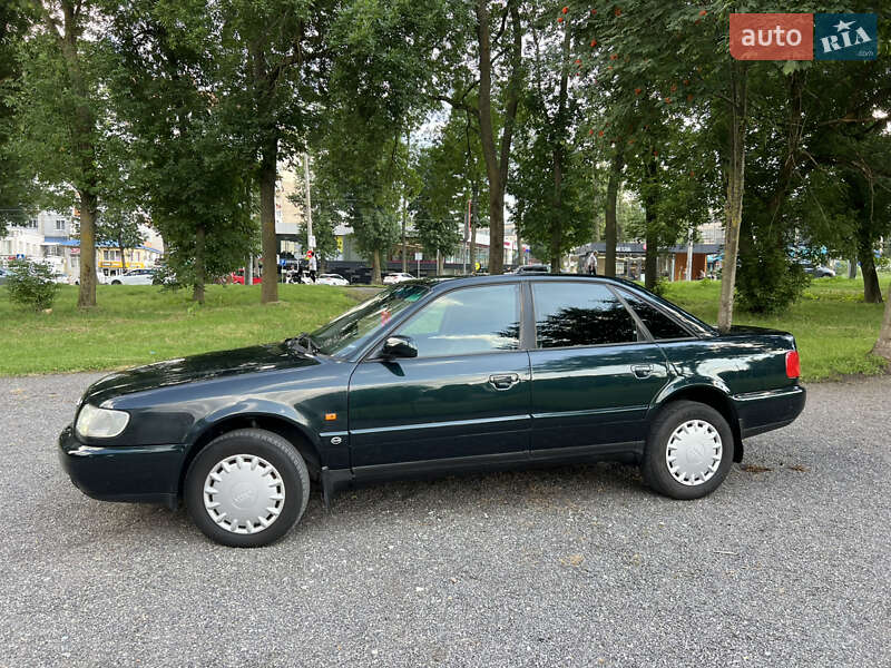 Седан Audi A6 1996 в Хмельницькому