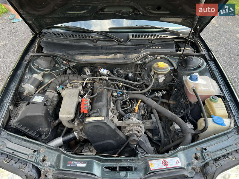 Седан Audi A6 1996 в Хмельницькому
