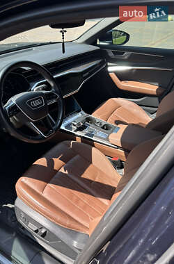 Седан Audi A6 2019 в 