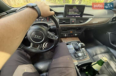Седан Audi A6 2012 в 