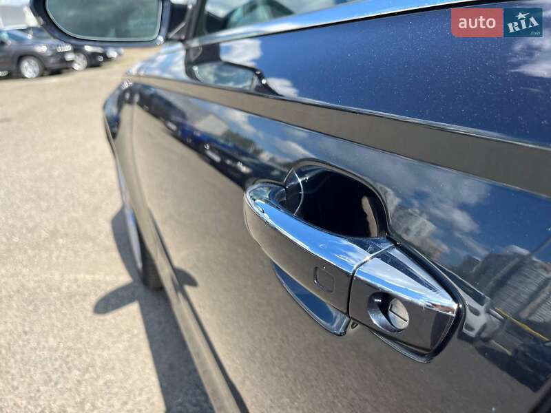 Седан Audi A6 2014 в Киеве