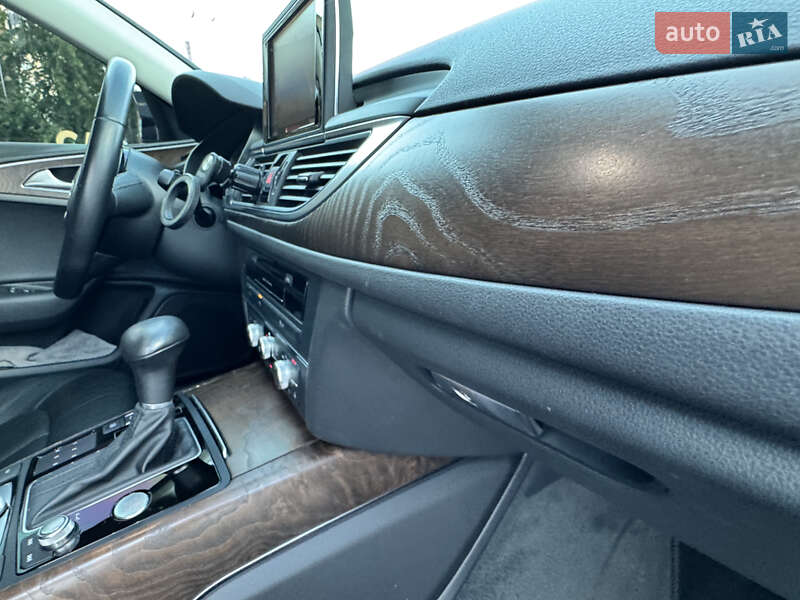 Седан Audi A6 2014 в Киеве