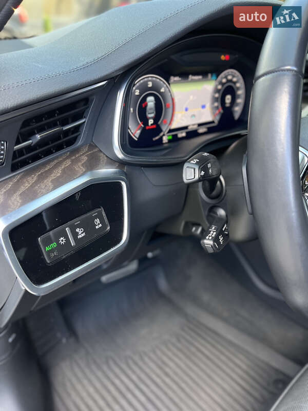 Седан Audi A6 2020 в Львове