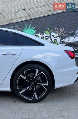 Седан Audi A6 2020 в 