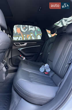 Седан Audi A6 2020 в 