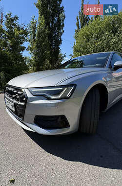 Седан Audi A6 2023 в 