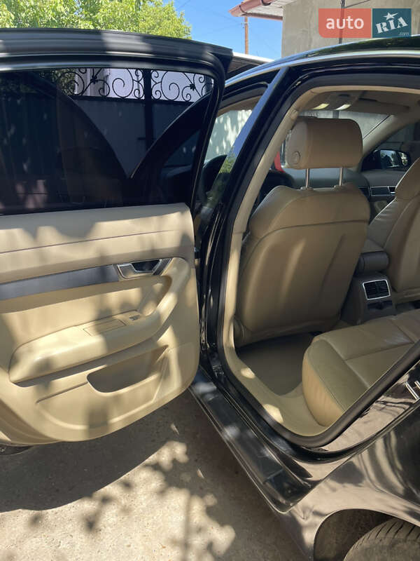 Седан Audi A6 2004 в Борщеве