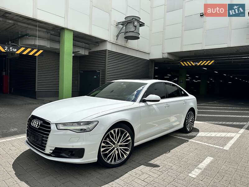 Седан Audi A6 2016 в 