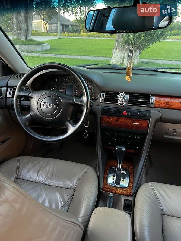 Седан Audi A6 1999 в Чемеровцах