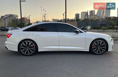 Седан Audi A6 2018 в 