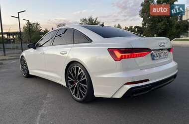 Седан Audi A6 2018 в 
