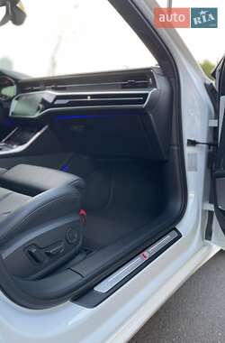 Седан Audi A6 2018 в 