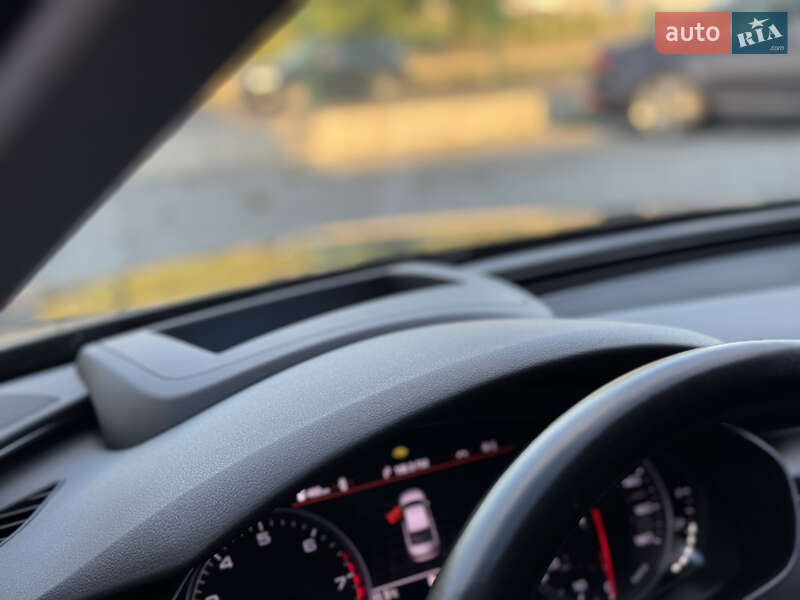 Седан Audi A6 2016 в Луцке