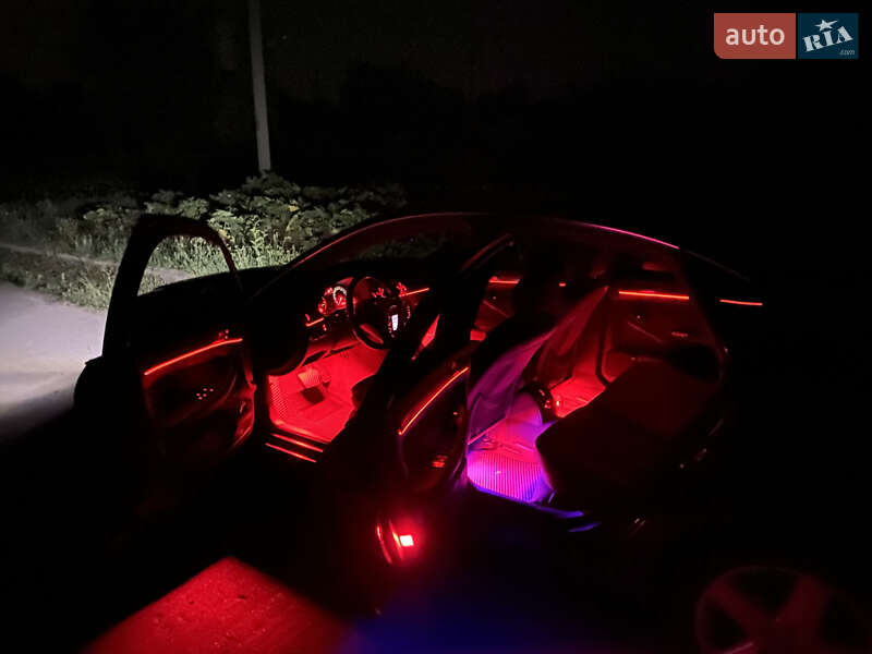 Седан Audi A6 2001 в Ржищеве