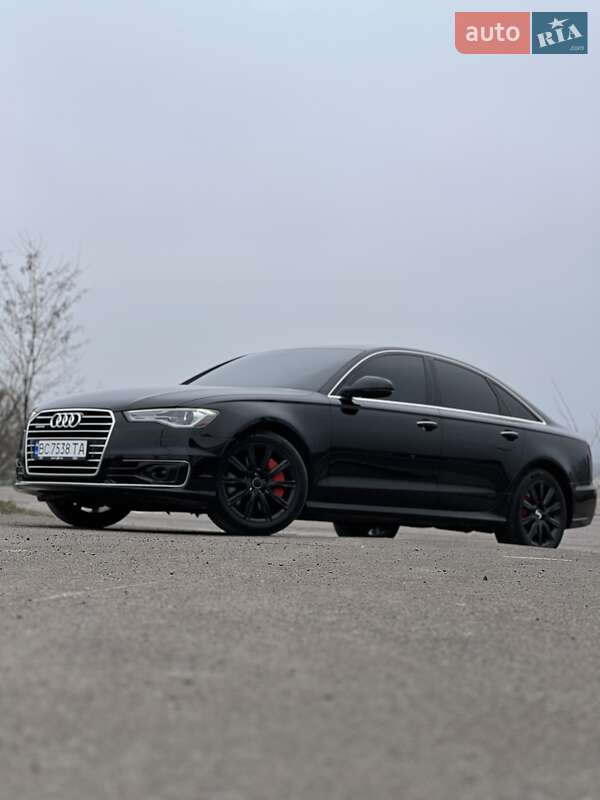 Седан Audi A6 2015 в Дрогобыче