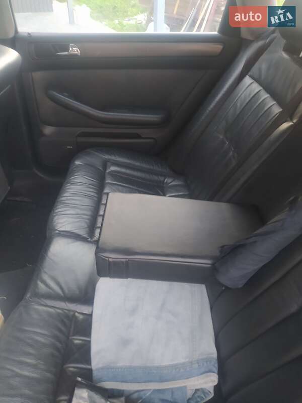 Универсал Audi A6 2002 в Харькове