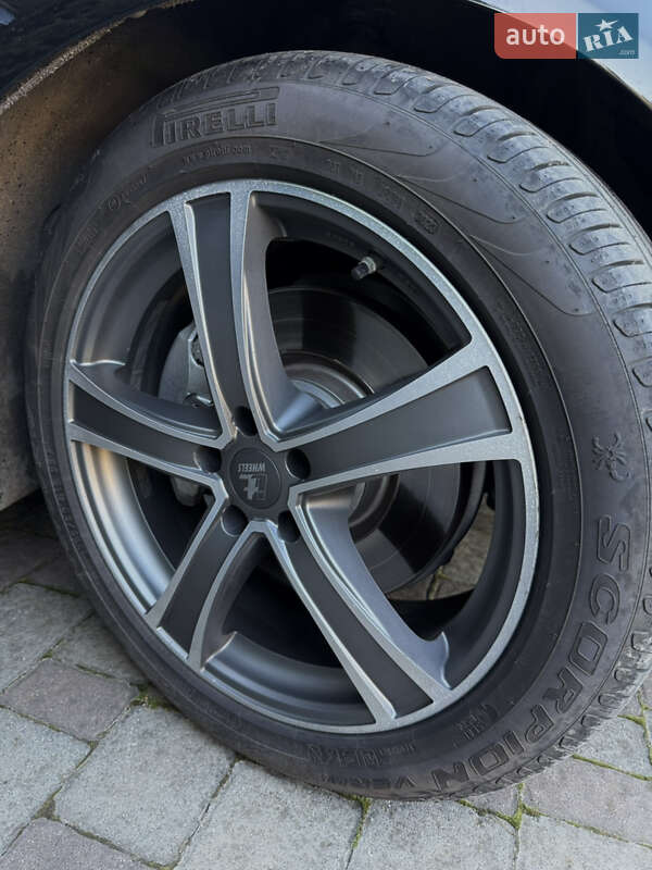 Седан Audi A6 2014 в Сарнах