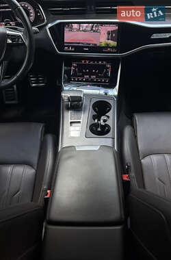 Седан Audi A6 2019 в 