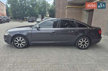 Седан Audi A6 2004 в 