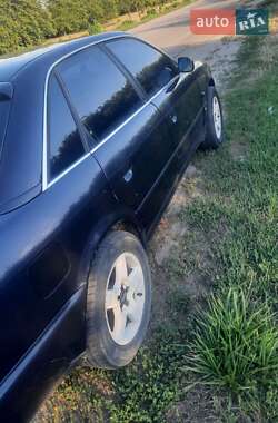 Седан Audi A6 1996 в 