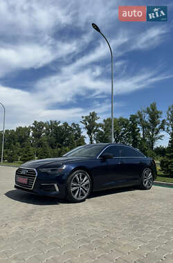 Седан Audi A6 2019 в 