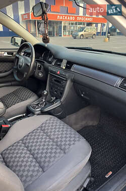 Универсал Audi A6 2004 в 