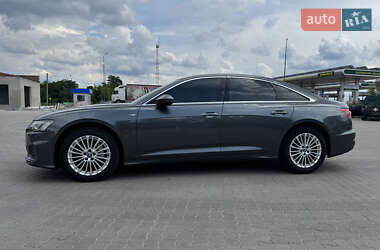 Седан Audi A6 2019 в 