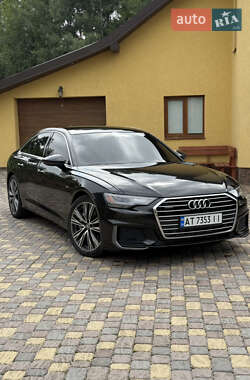 Седан Audi A6 2019 в 