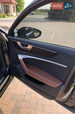 Седан Audi A6 2019 в 