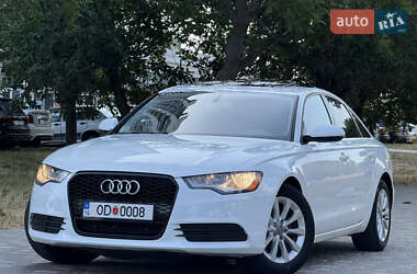 Седан Audi A6 2012 в 